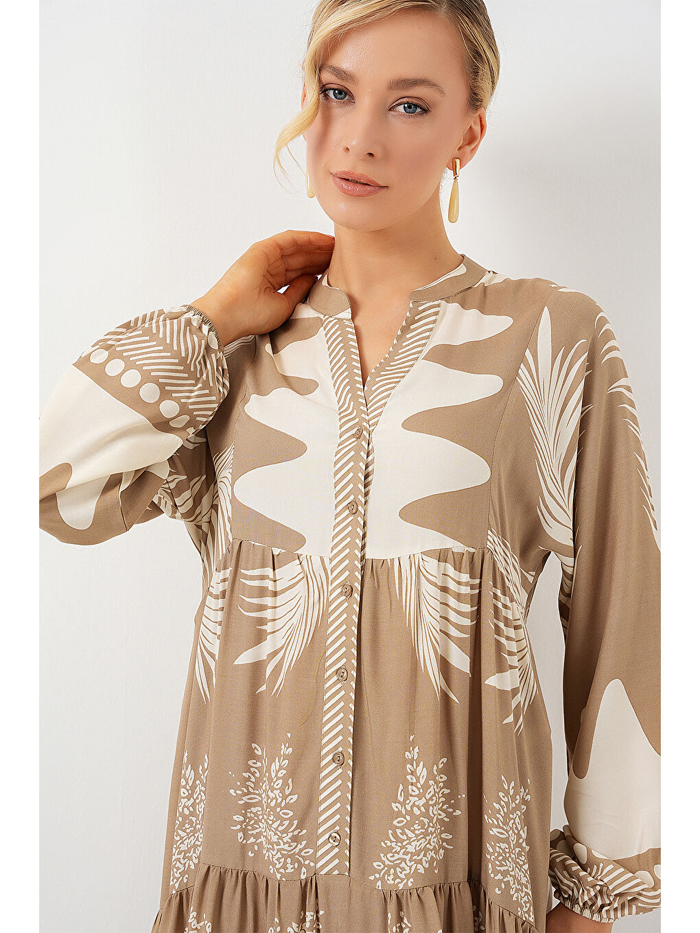 Ekru 2423 Otantik Desenli Tesettür Elbise - M. Camel-3