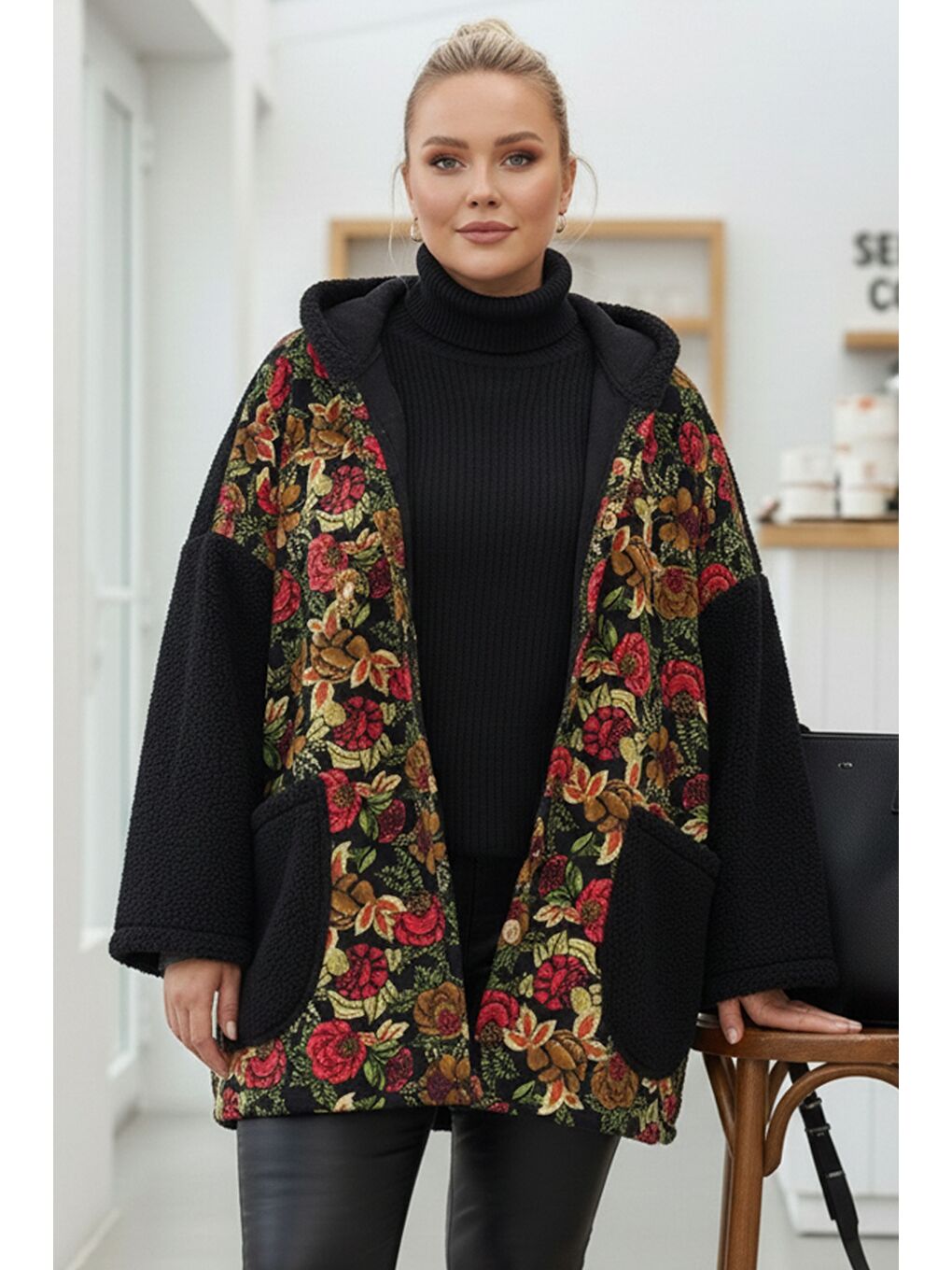 İtalyan Büyük Beden Siyah Uzun Kol Cepli Kapüşonlu Casual Buklet Oversize Dokuma Ceket 78 70