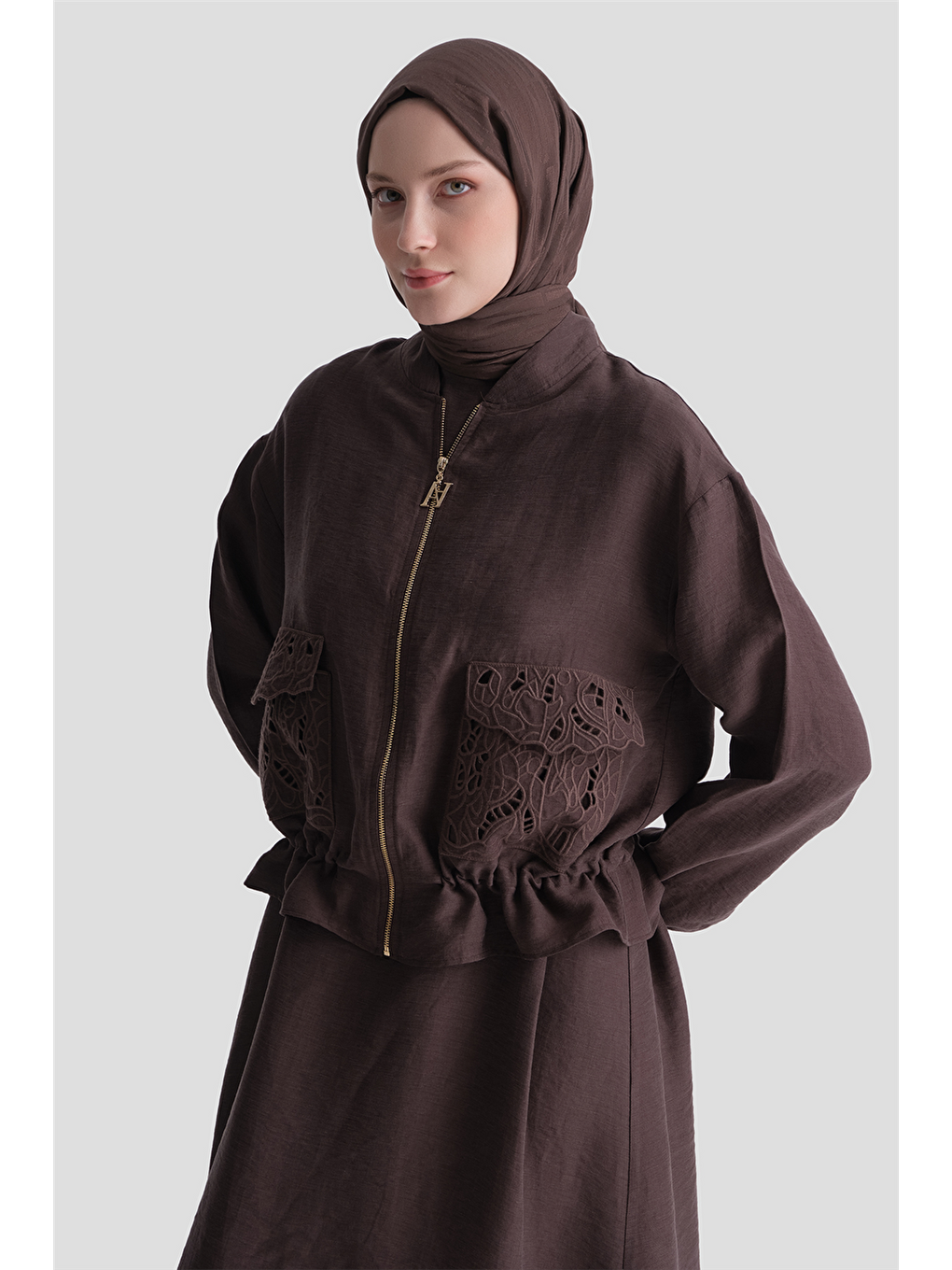 Kahverengi Brode Cepli Keten Karışımlı Takım Kahve-4