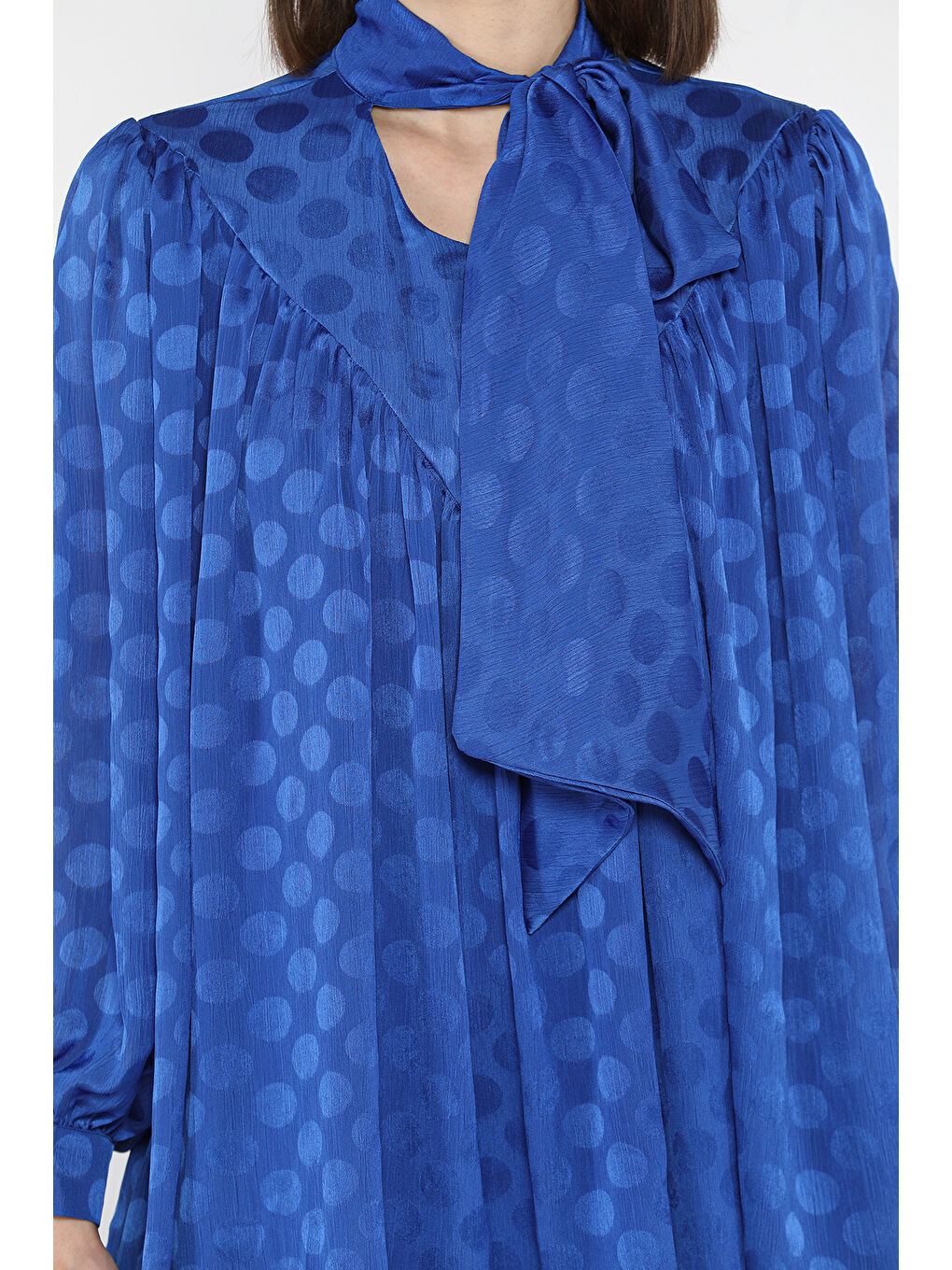 Mavi Ön Pile Detaylı Kravat Yaka Puanlı Kadın Astarlı Bluz-3