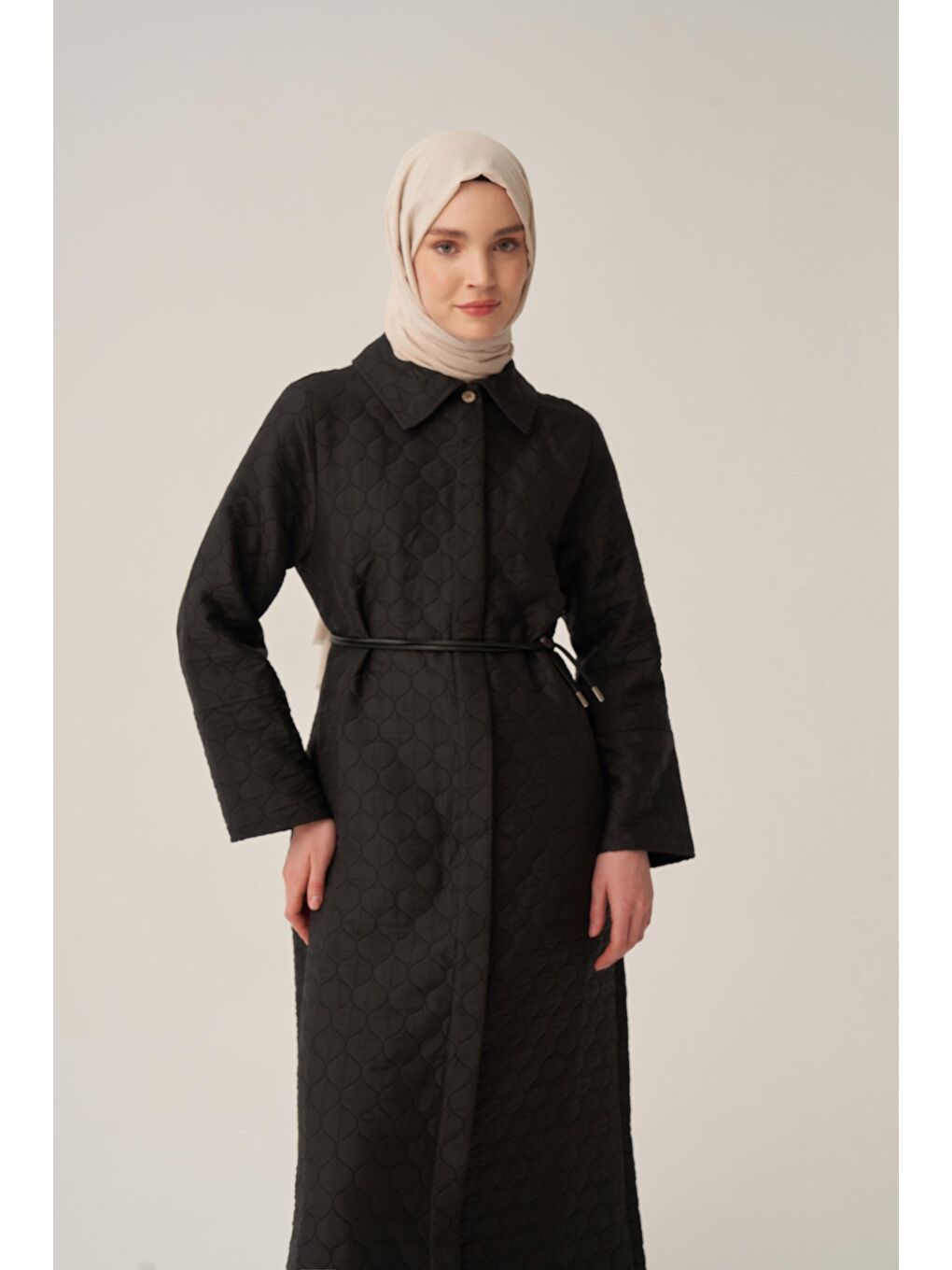 Siyah-Deri Kemerli Kapitone Ferace-3