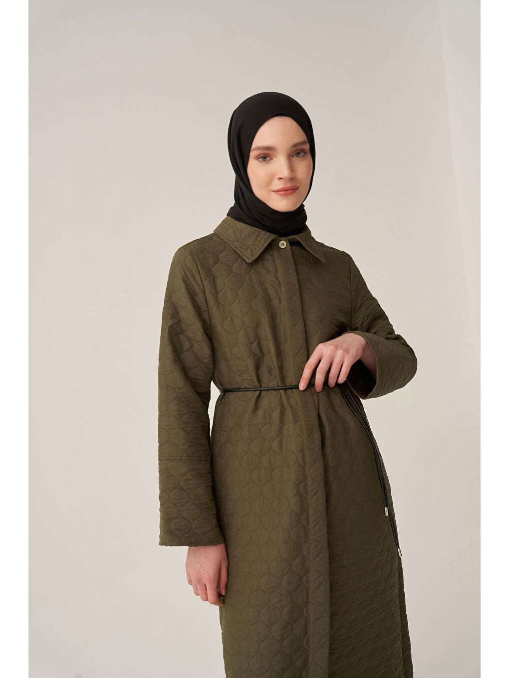 Haki-Deri Kemerli Kapitone Ferace-4