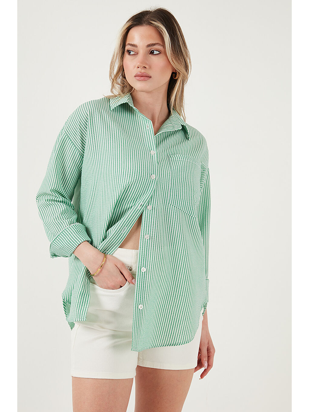 Yeşil Regular Fit Uzun Kollu Cepli Çizgili Kadın Gömlek 6772895-3