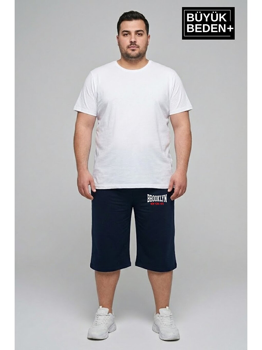 Lacivert Büyük Beden Erkek 3XL-6XL Rahat Kalıp Cepli Brooklyn 1970 Baskılı Penye Kapri Şort SPR26BSR591-03