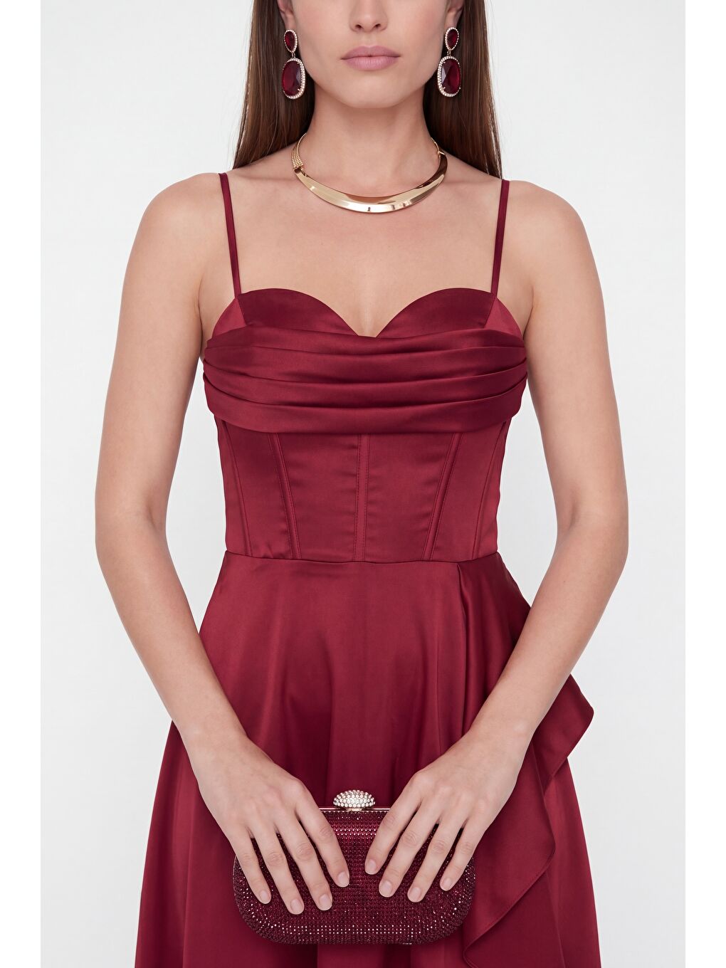 Kadın Bordo Degaje Yaka Askılı Midi Saten Abiye Elbise-1