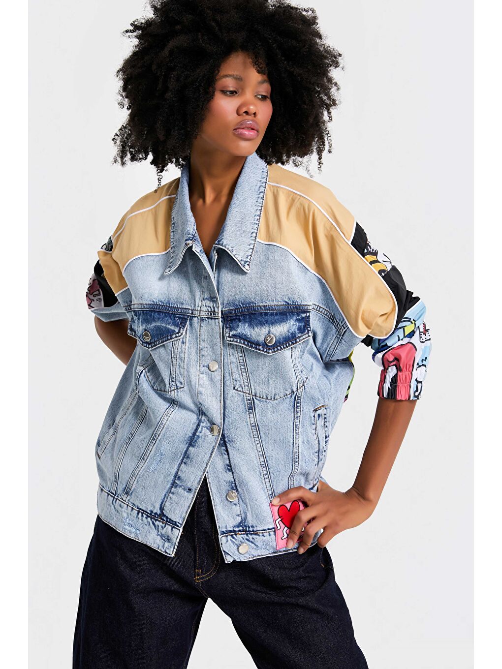 Mavi Kadın Jean Rengi Oversize Renkli Baskılı Özel Tasarım Denim Ceket-1