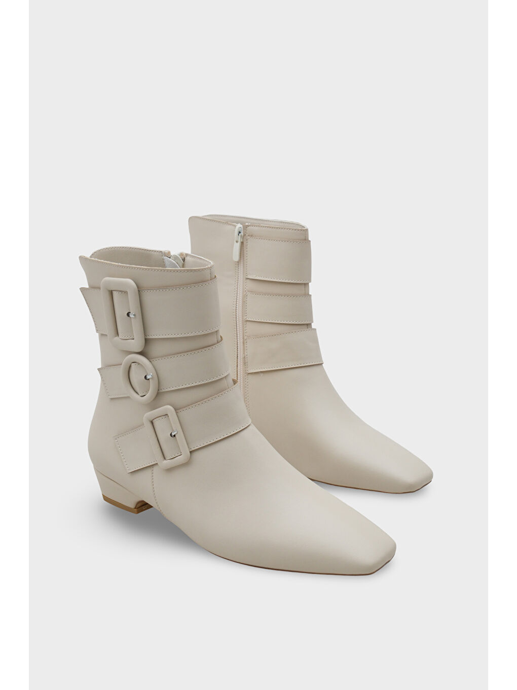 Ekru Shane Kısa Topuklu Yandan Fermuarlı Tokalı Küt Burun Kadın Bot-1