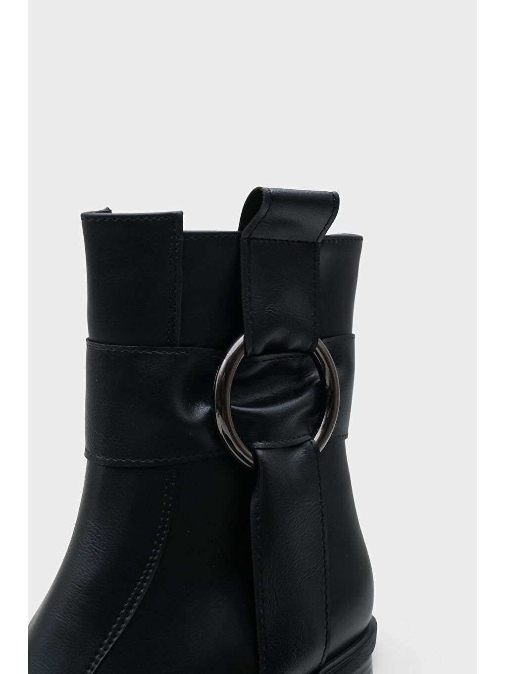 Siyah Tiffany Yuvarlak Burunlu Yandan Fermuarlı Orta Topuklu Kadın Bot-2