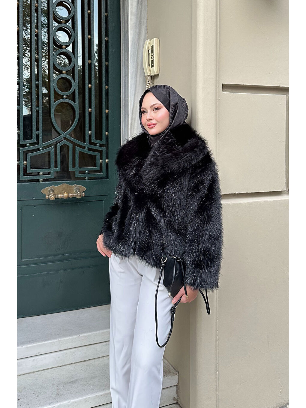 Kadın Sim Detay Kürk Siyah