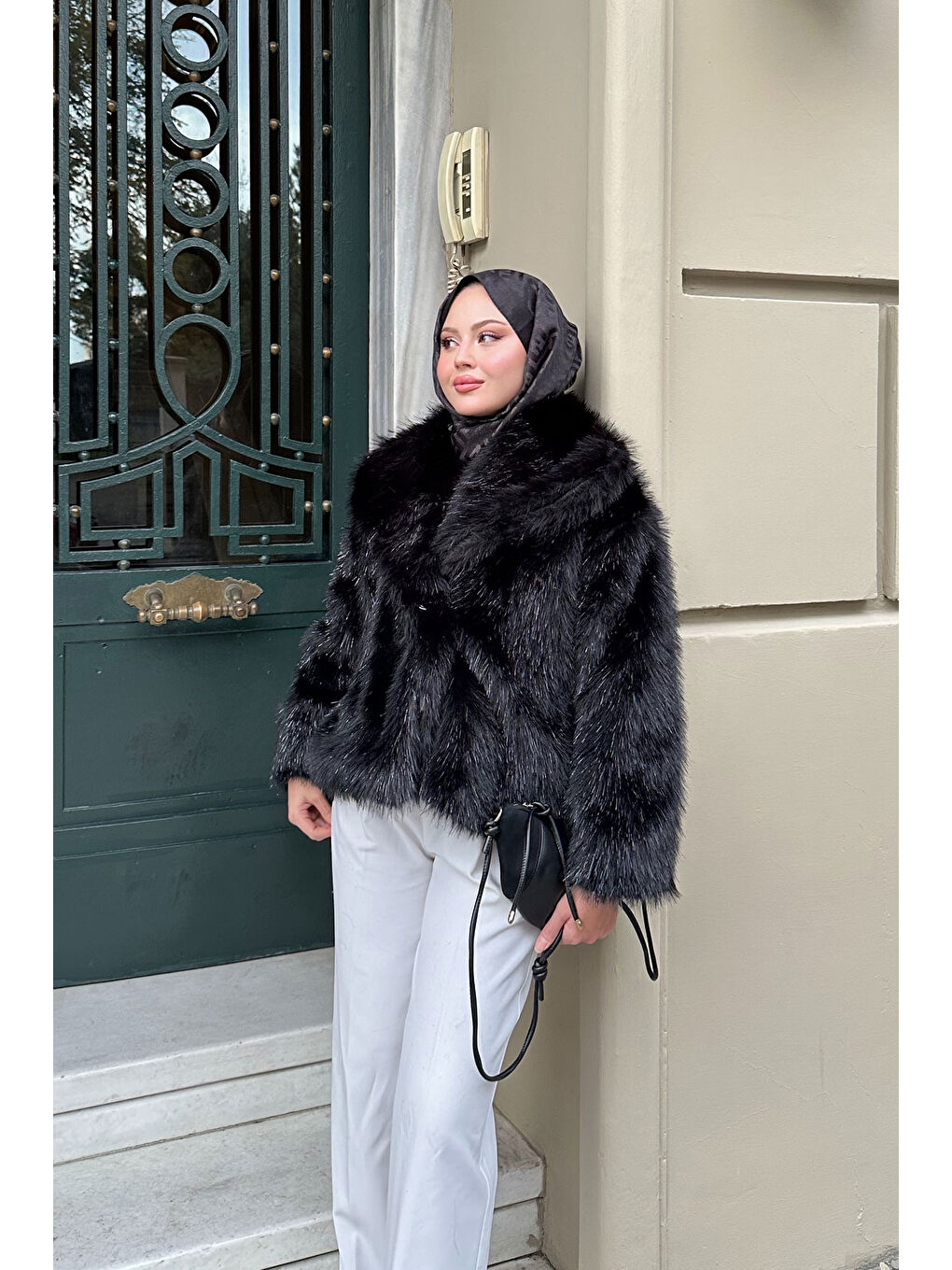 Kadın Sim Detay Kürk Siyah-1