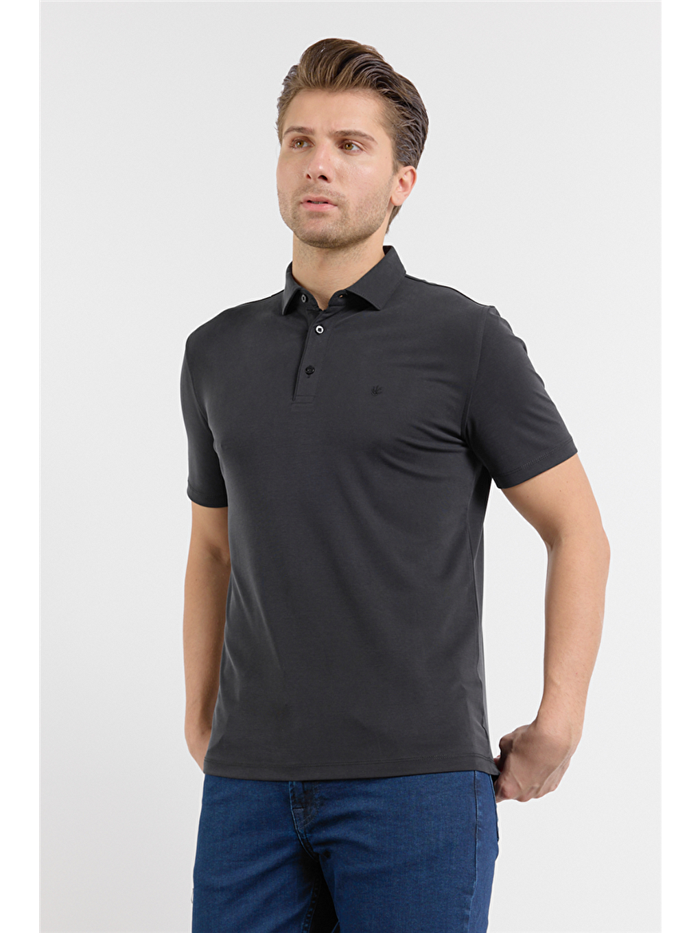 Siyah İtalyan Yaka Kısa Kol Cepsiz Slim Fit Pamuklu Tişört 1011260180-3