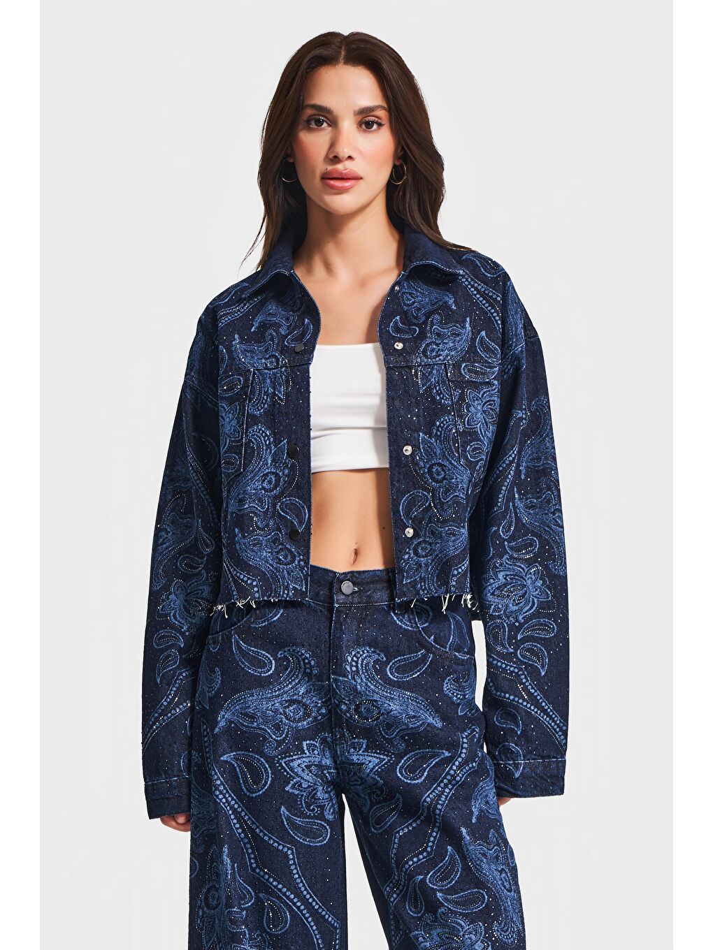Kadın Koyu Mavi Renk 9w5-5 Önü Düğmeli Parlak Taş Desenli Özel Tasarım Denim Ceket-1