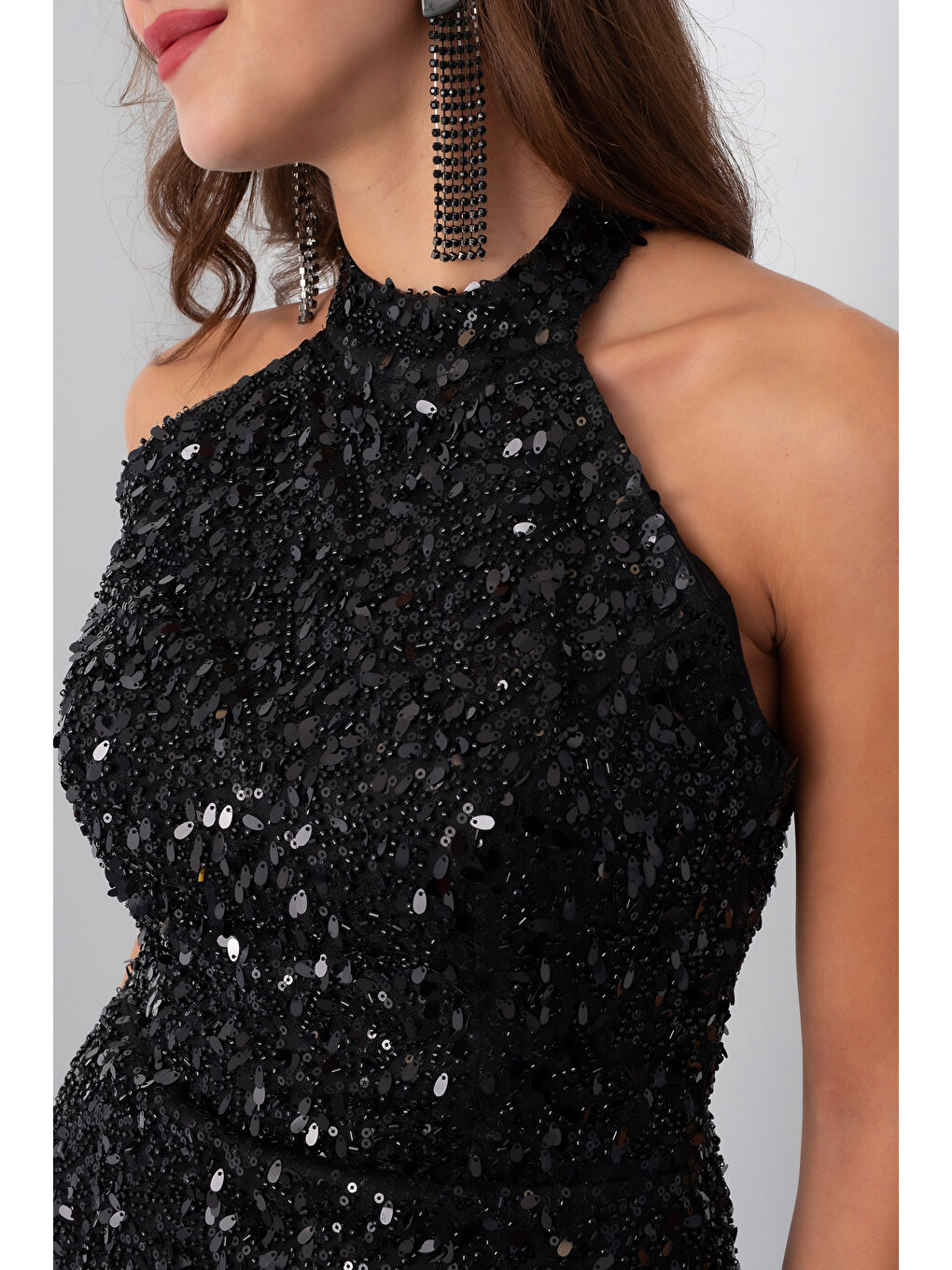 Kadın Siyah Yaka Taş Detay Midi Abiye Elbise-3