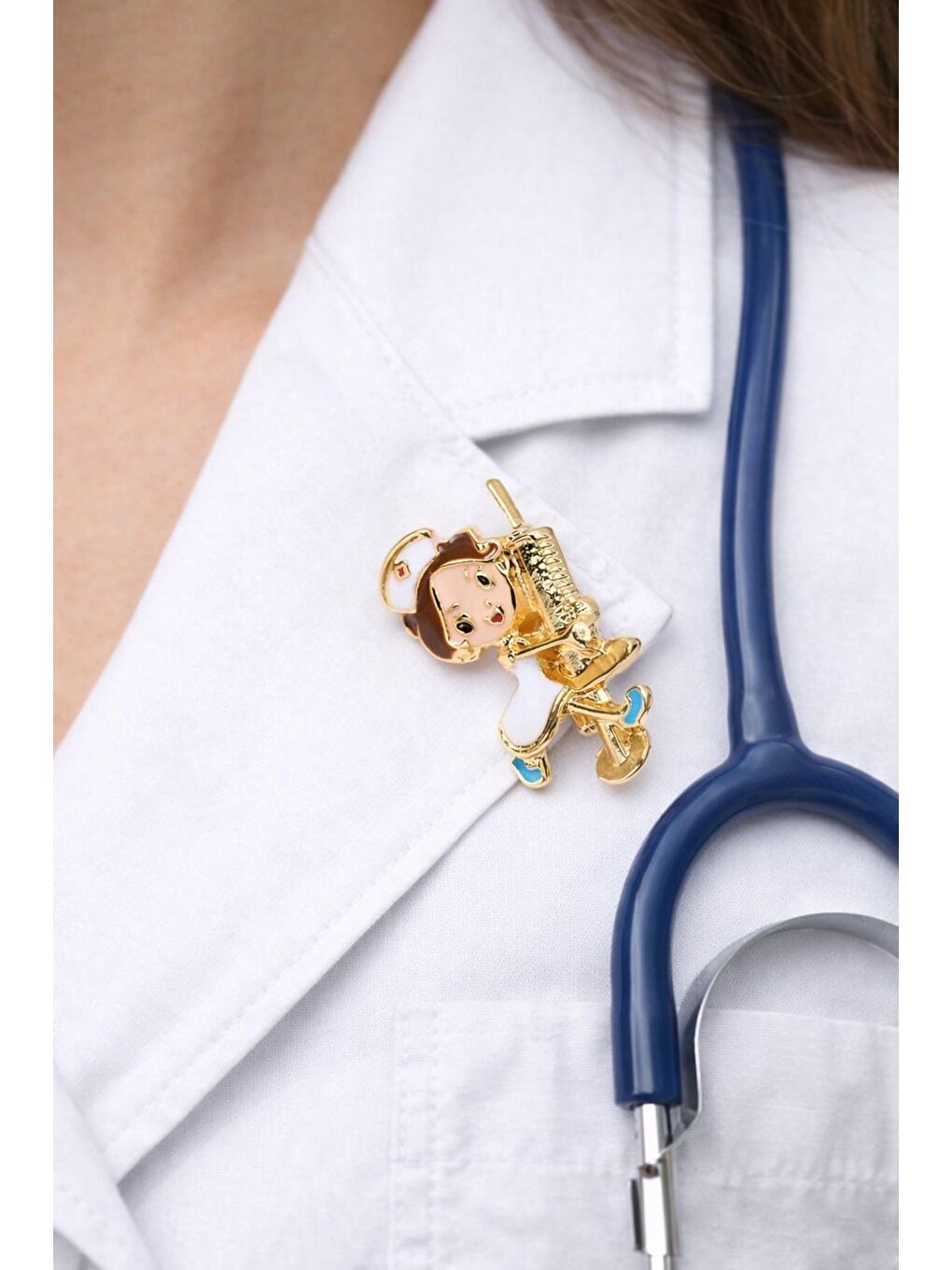 Sarı Sevimli Hemşire Broş Yaka İğnesi-1