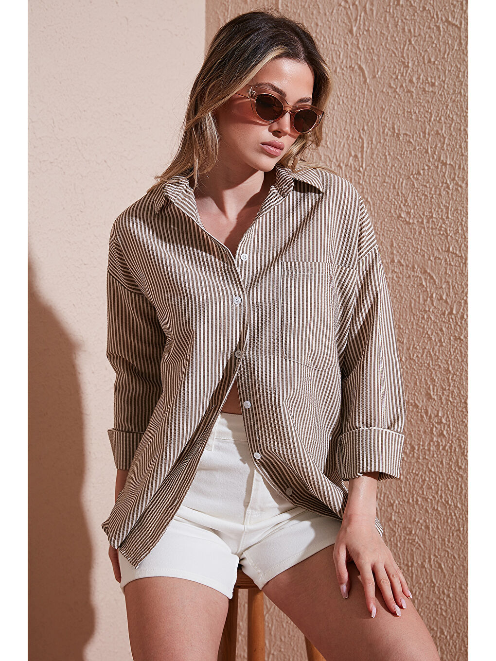Kahverengi Regular Fit Uzun Kollu Cepli Çizgili Kadın Gömlek 6772895