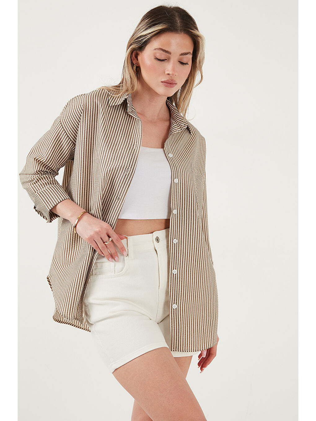 Kahverengi Regular Fit Uzun Kollu Cepli Çizgili Kadın Gömlek 6772895-1