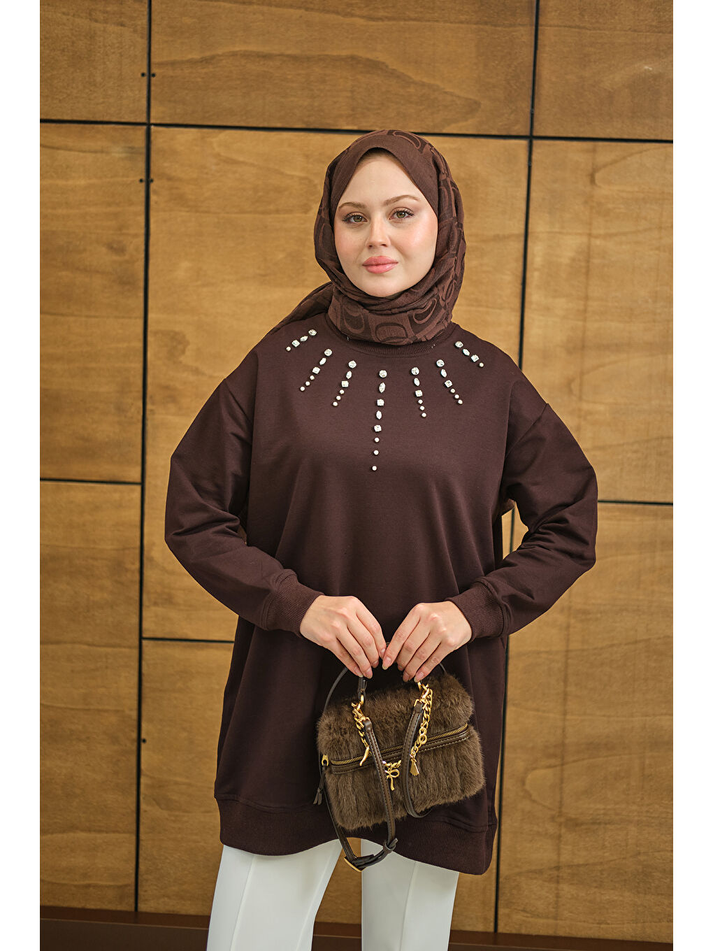 Kadın Yaka Taş Detay Tunik Kahverengi-4