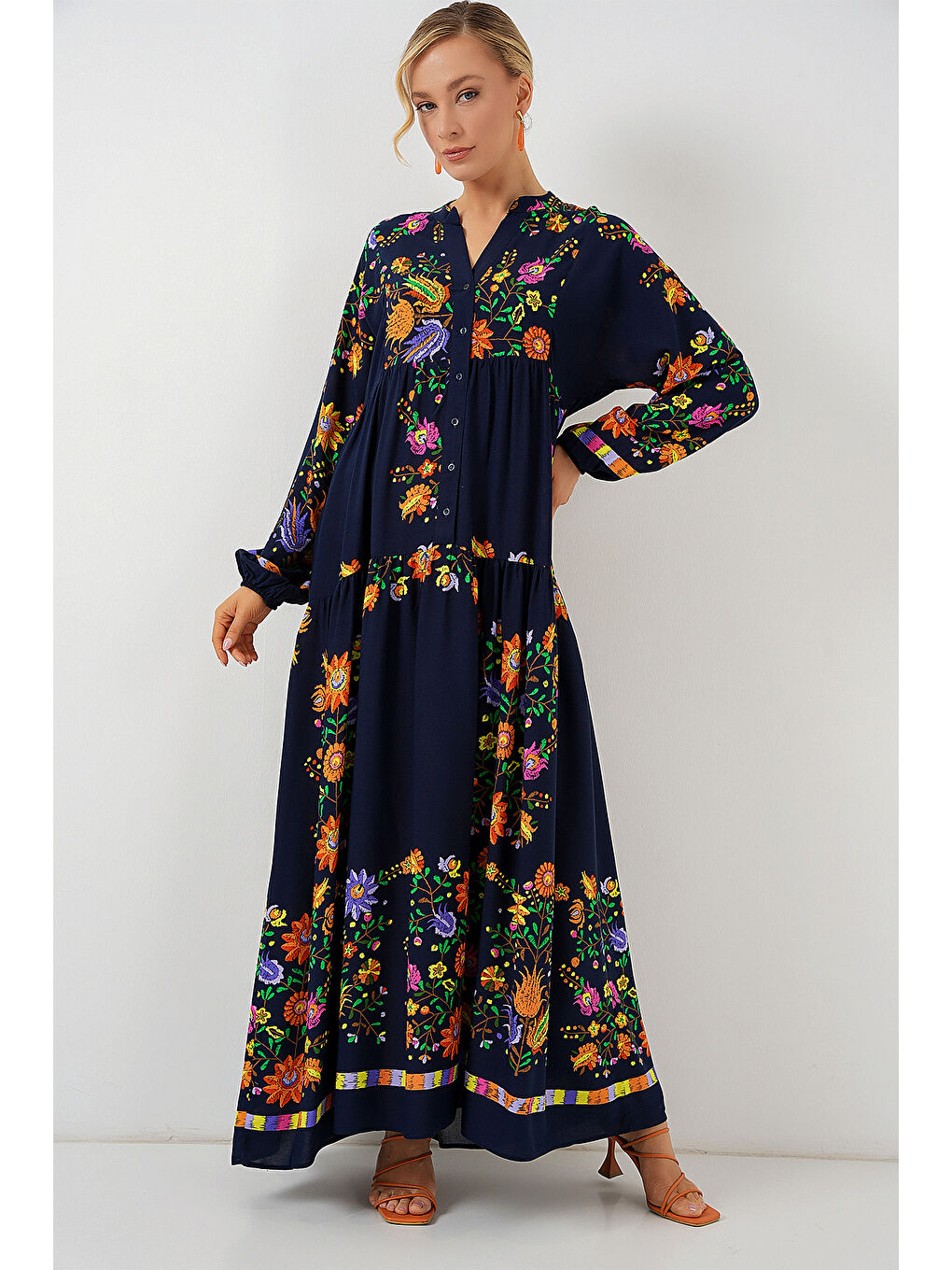 2423 Otantik Desenli Tesettür Elbise - Düz Lacivert-2