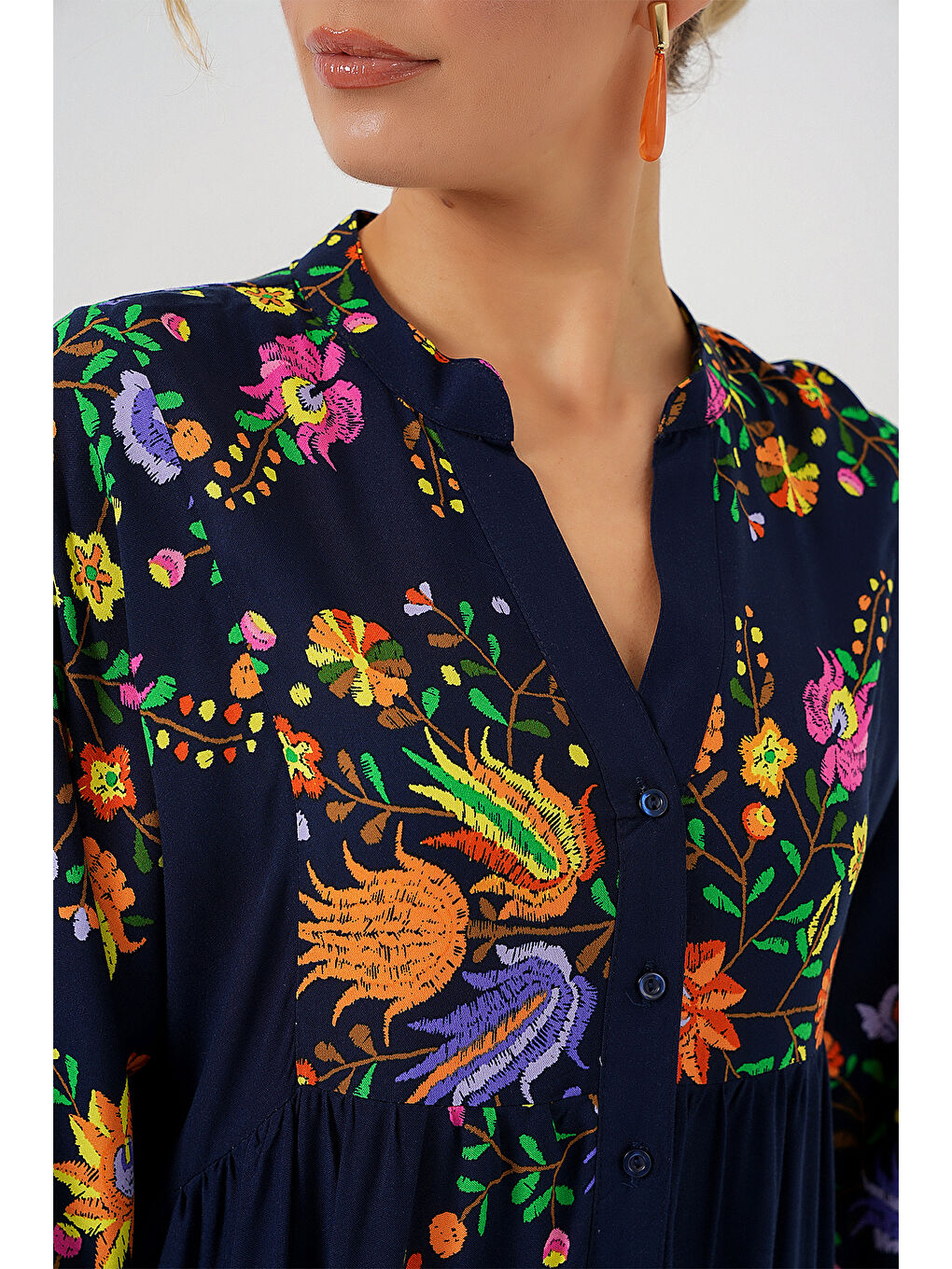 2423 Otantik Desenli Tesettür Elbise - Düz Lacivert-4