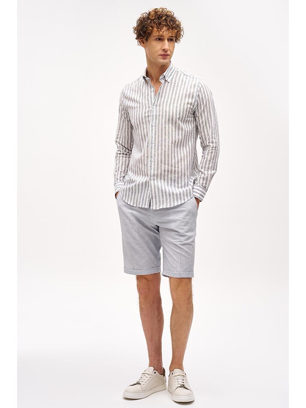 Lacivert Dynamic Fit Düğmeli Yaka Çizgili Uzun Kollu Cepsiz Pamuklu Gömlek-4