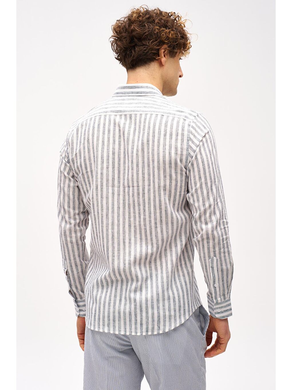 Lacivert Dynamic Fit Düğmeli Yaka Çizgili Uzun Kollu Cepsiz Pamuklu Gömlek-5