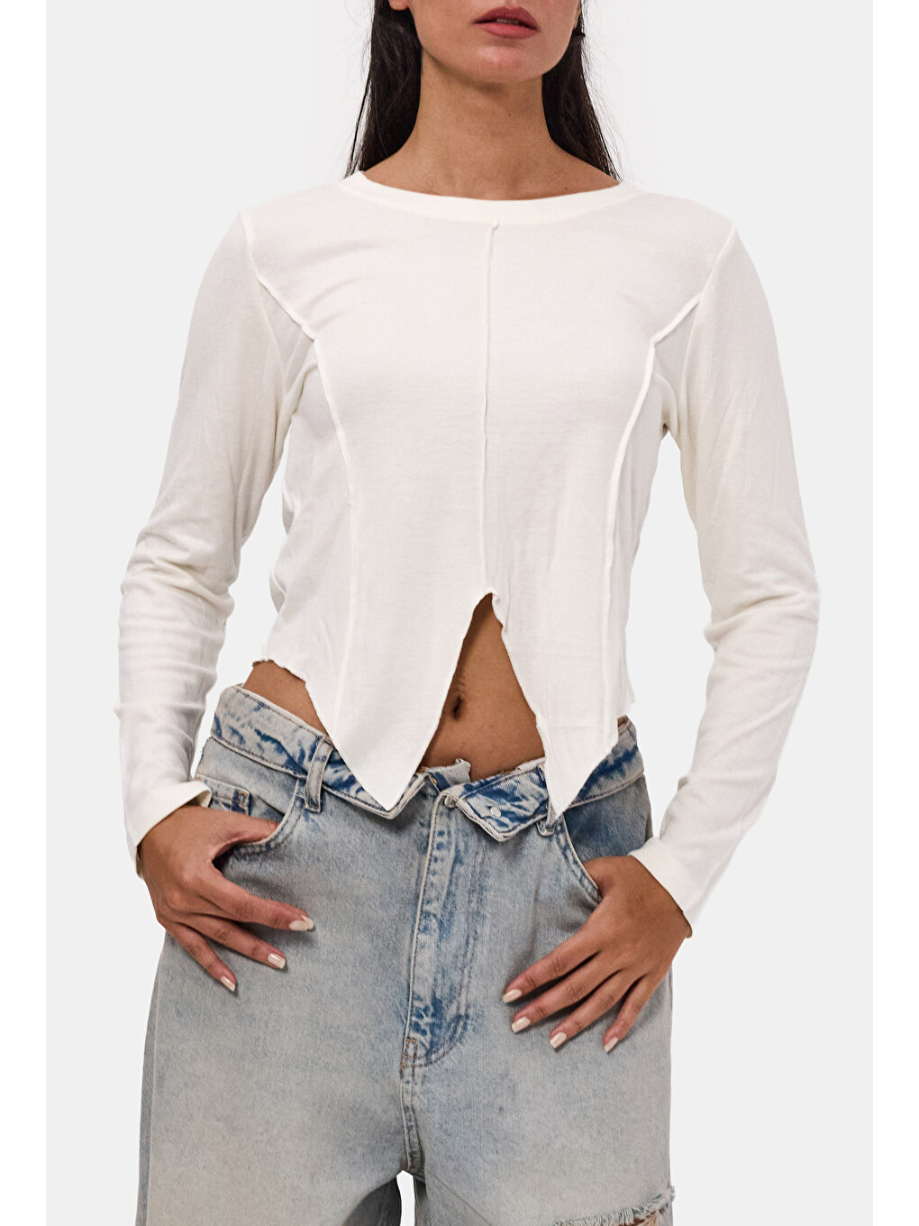 Beyaz Kadın Ekru Renk W5 Asimetrik Kesim Crop Fit Tasarım Body-1
