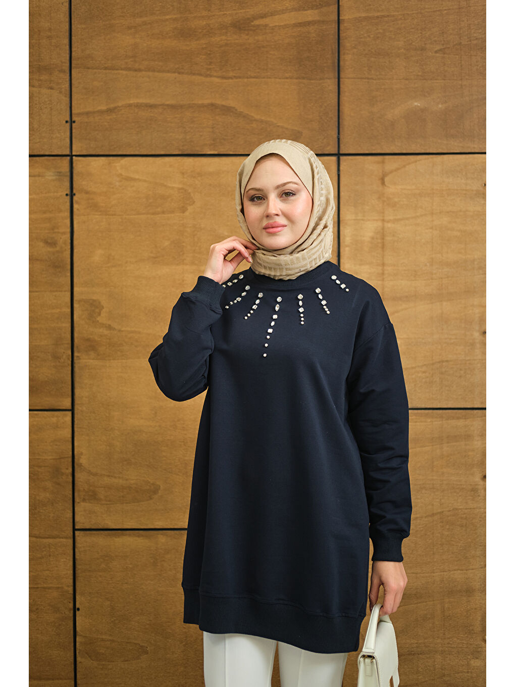 Kadın Yaka Taş Detay Tunik Lacivert-3