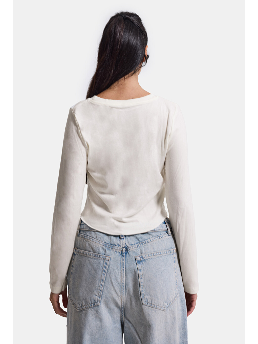 Beyaz Kadın Ekru Renk W5 Asimetrik Kesim Crop Fit Tasarım Body-4