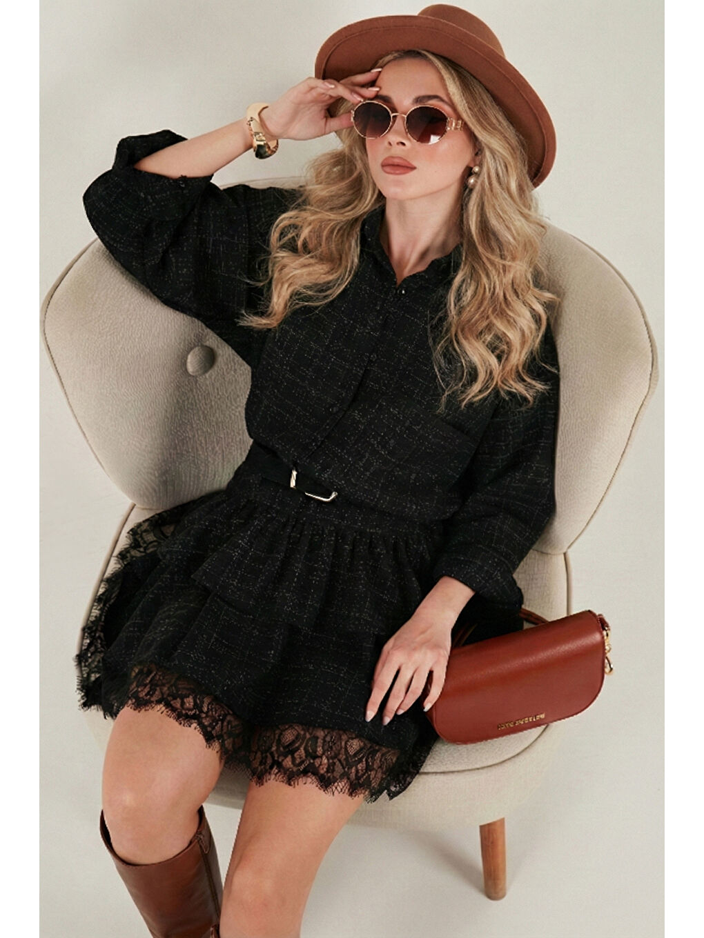 Siyah Regular Fit Klasik Yaka Kemer Detaylı Kadın Gömlek 59134502-1