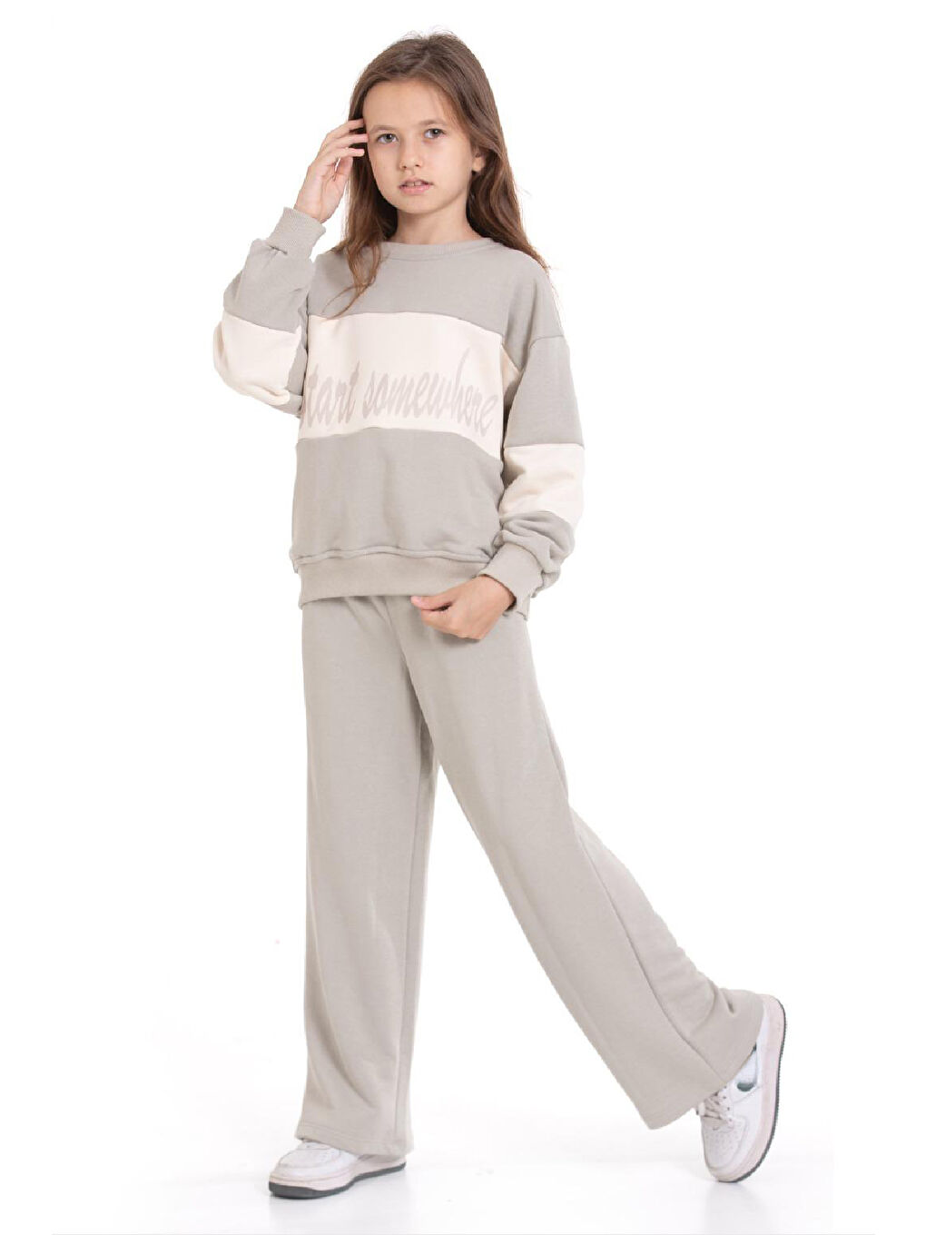 Gri Kız Çocuk 3 İplik ve Şardonsuz Eşofman Takımı 5-9 Yaş 12487