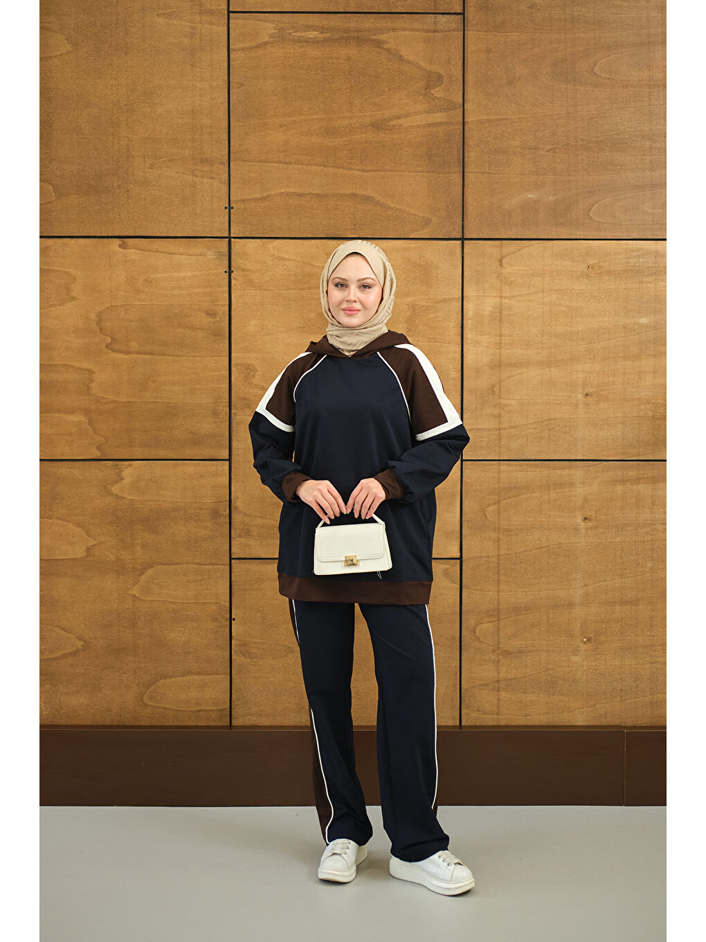 Kadın Kapüşonlu Üç Renk Cep Detay Beli Lastikli Regular Viskon Takım Lacivert-1