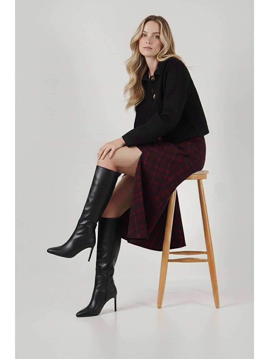 Mürdüm Pamuk Karışımlı Kemerli Cepli Kadın Midi Etek 6833365-1