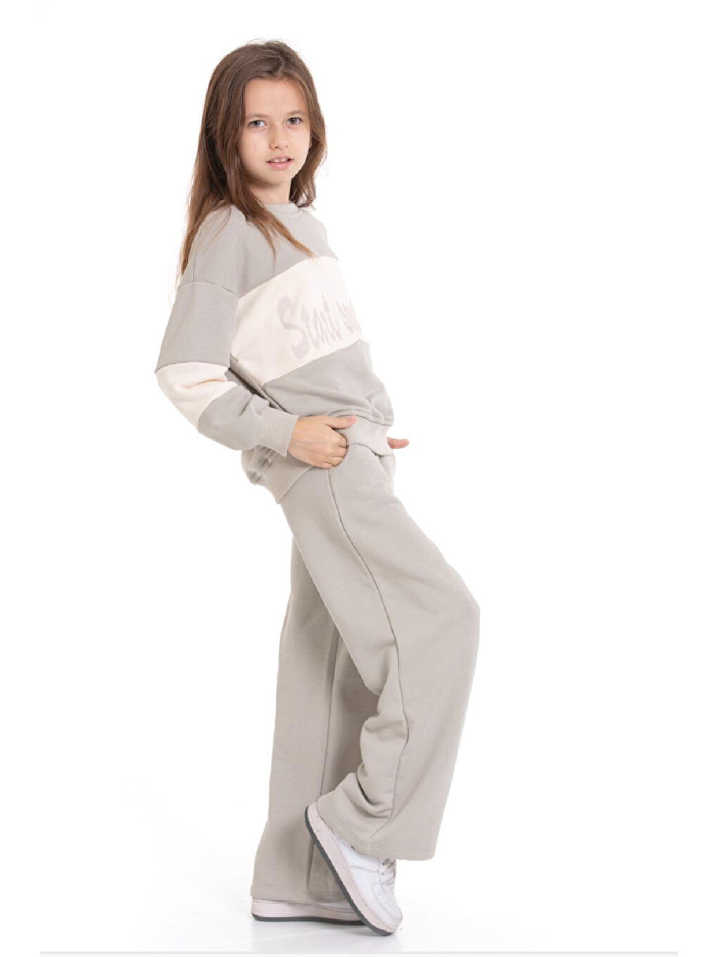 Gri Kız Çocuk 3 İplik ve Şardonsuz Eşofman Takımı 5-9 Yaş 12487-3