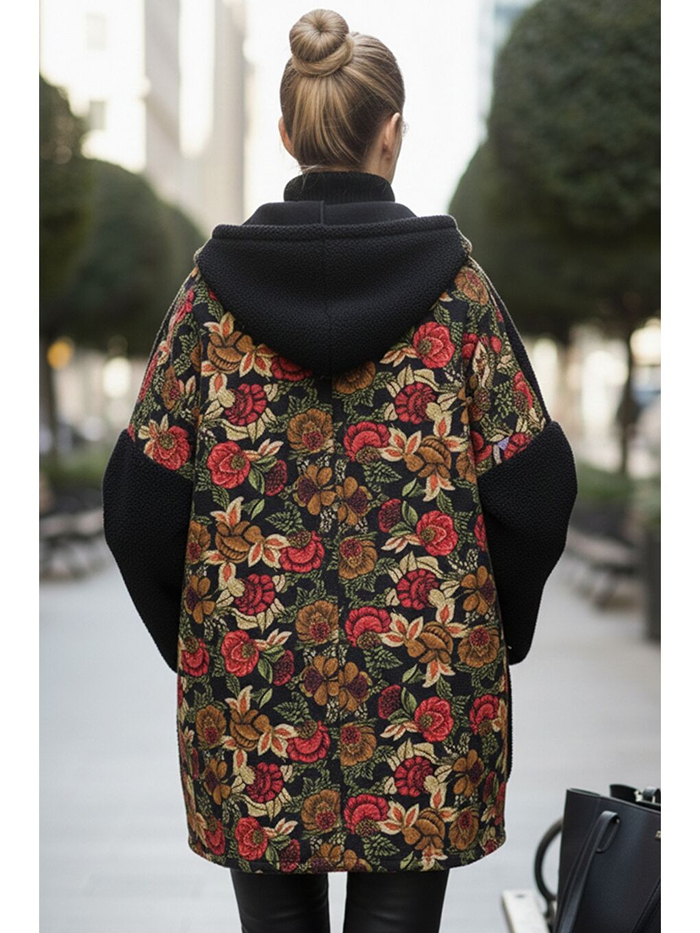 İtalyan Siyah Uzun Kol Cepli Kapüşonlu Casual Buklet Oversize Dokuma Ceket 78 70-3