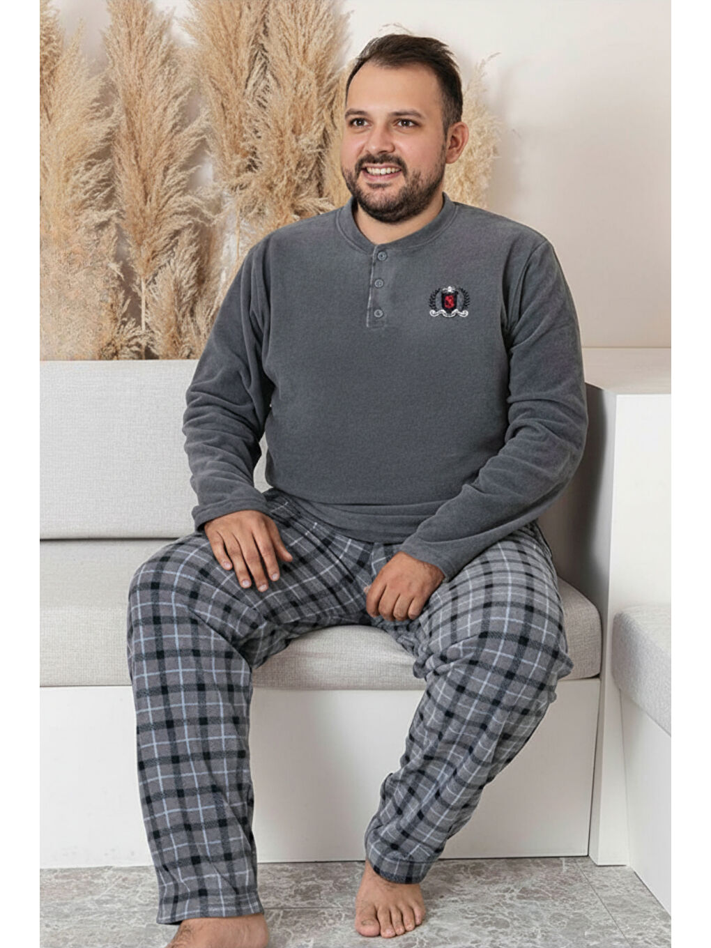 Gri Cepli Ekoseli Büyük Beden Erkek Polar Pijama Takımı 3446-3