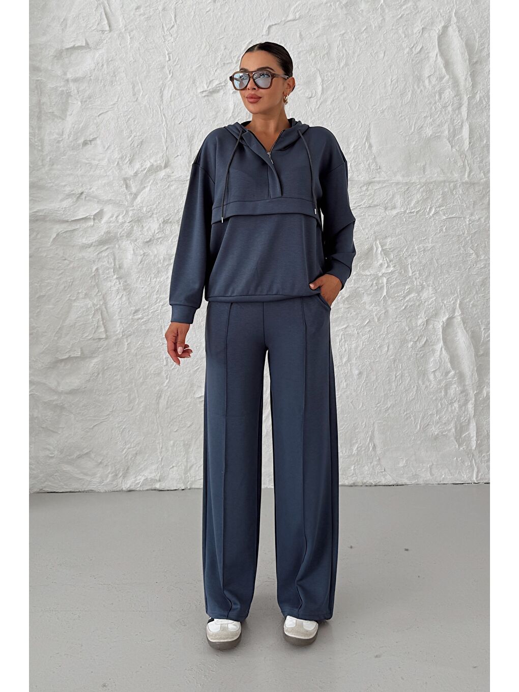 Gri Kadın Füme Kapüşonlu Biye Detaylı Yarım Fermuarlı Kanguru Cepli Alt-Üst Takım-3