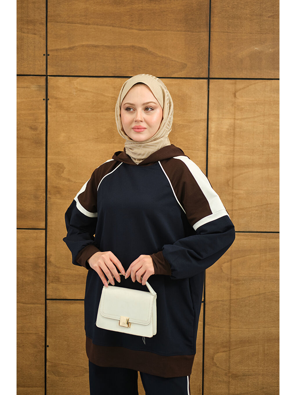 Kadın Kapüşonlu Üç Renk Cep Detay Beli Lastikli Regular Viskon Takım Lacivert-4