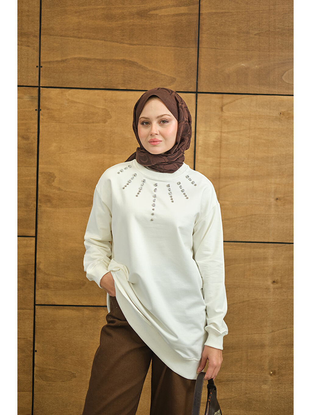 Kadın Yaka Taş Detay Tunik Beyaz-2