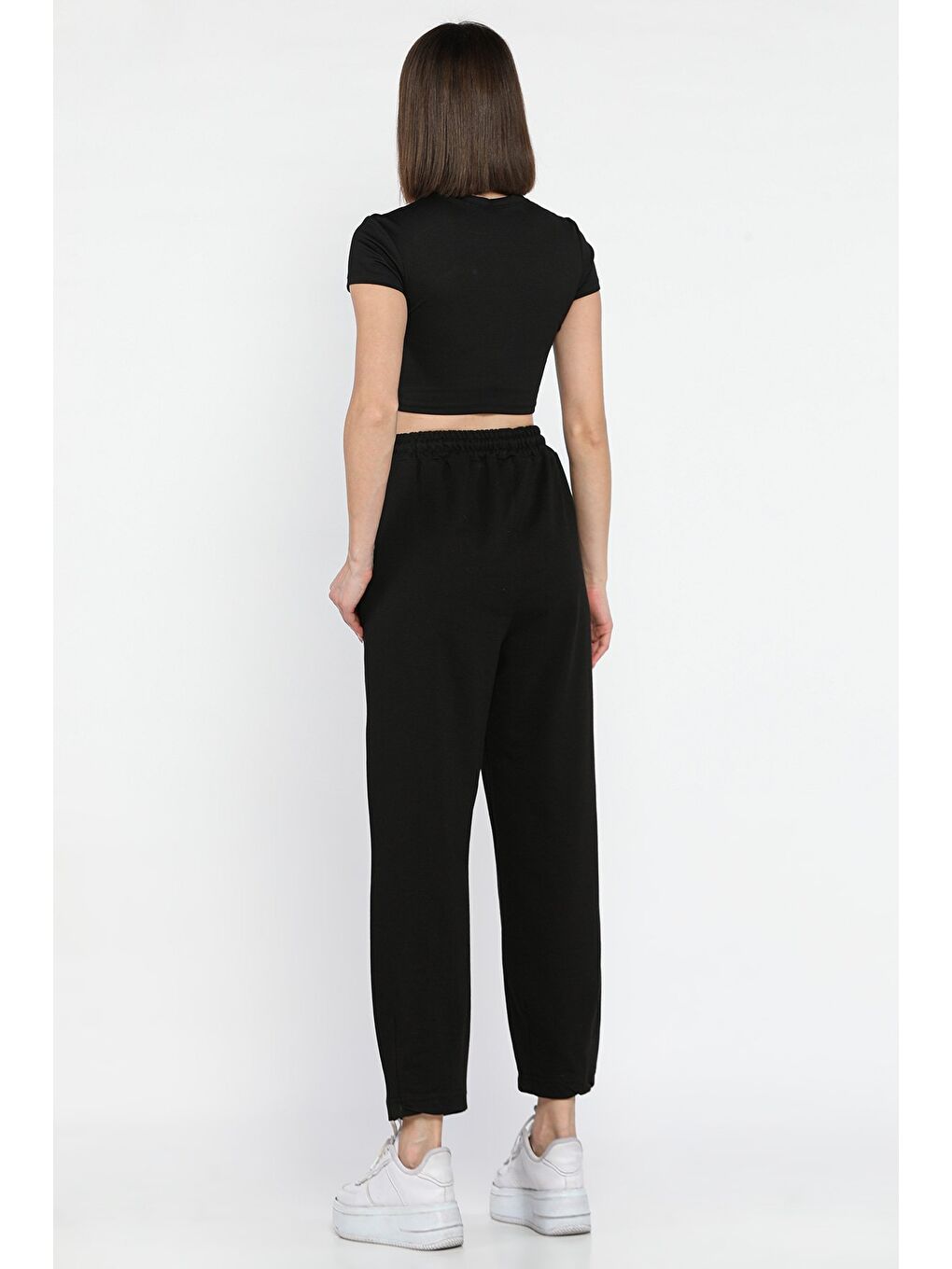 Siyah Ön Çimalı Kadın Havuç Kesim Eşofman Altı-2