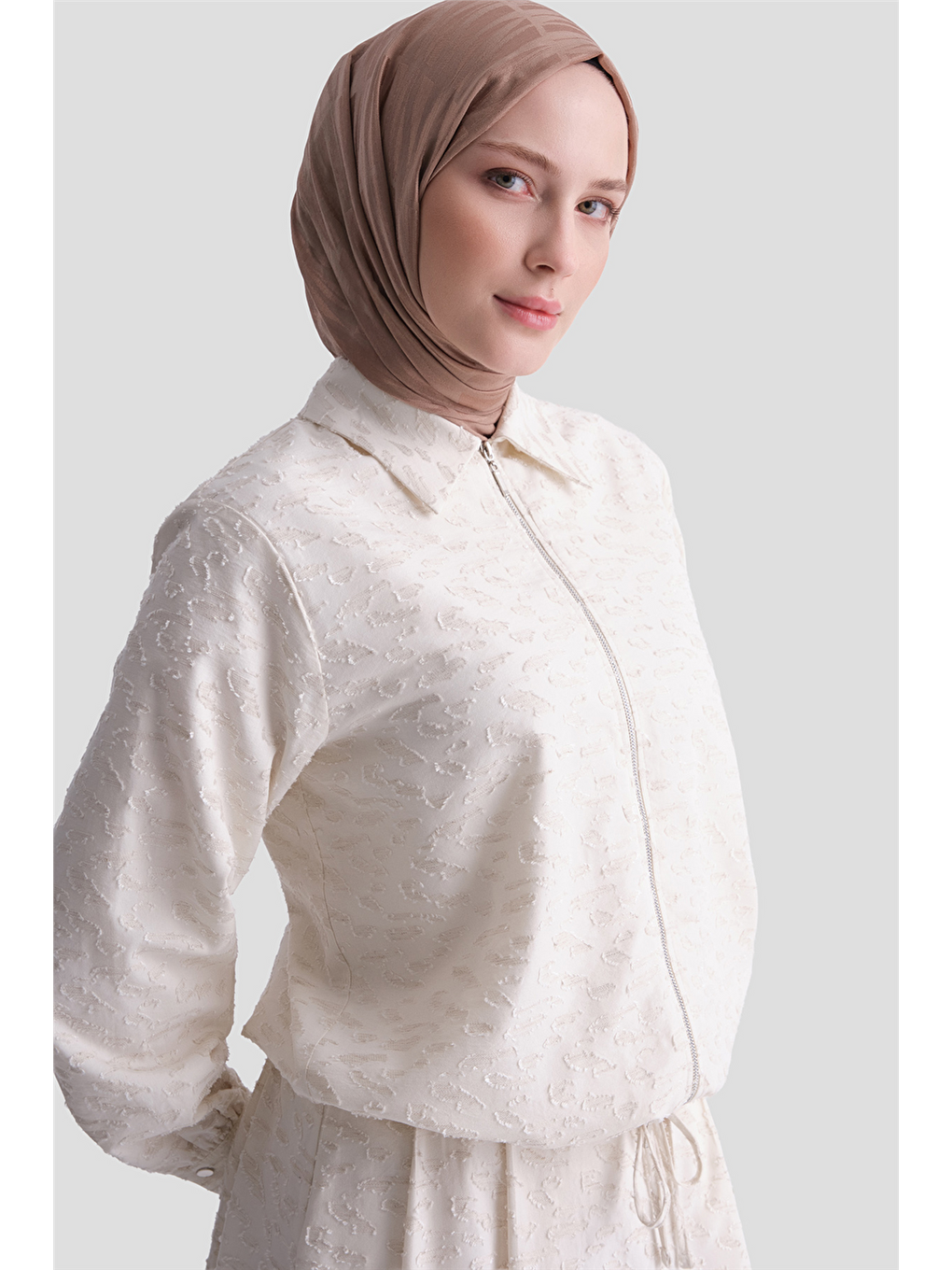 Dokulu Ceketli Takım Ekru-2