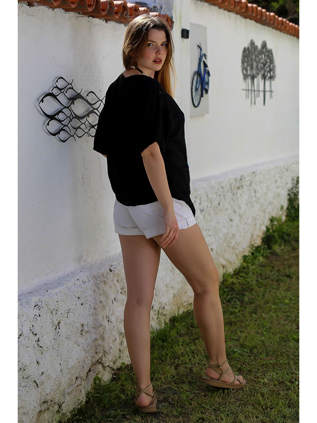 Siyah Havuz Yaka Cepli File Detaylı Yıkamalı Casual Asimetrik Dokuma Bluz 70 65-6