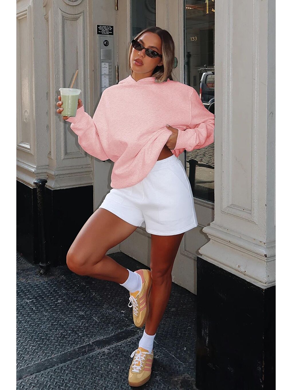 Beyaz Basic Kadın Şort Mg2511