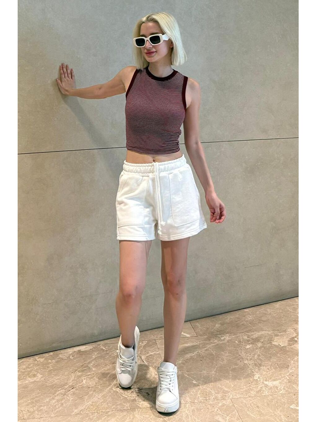 Beyaz Basic Kadın Şort Mg2511-1