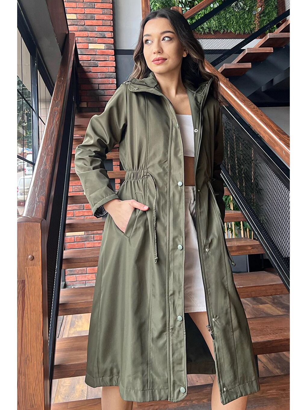 Haki Kadın Bel Bağcıklı Astarlı Slim Fit Uzun Trençkot