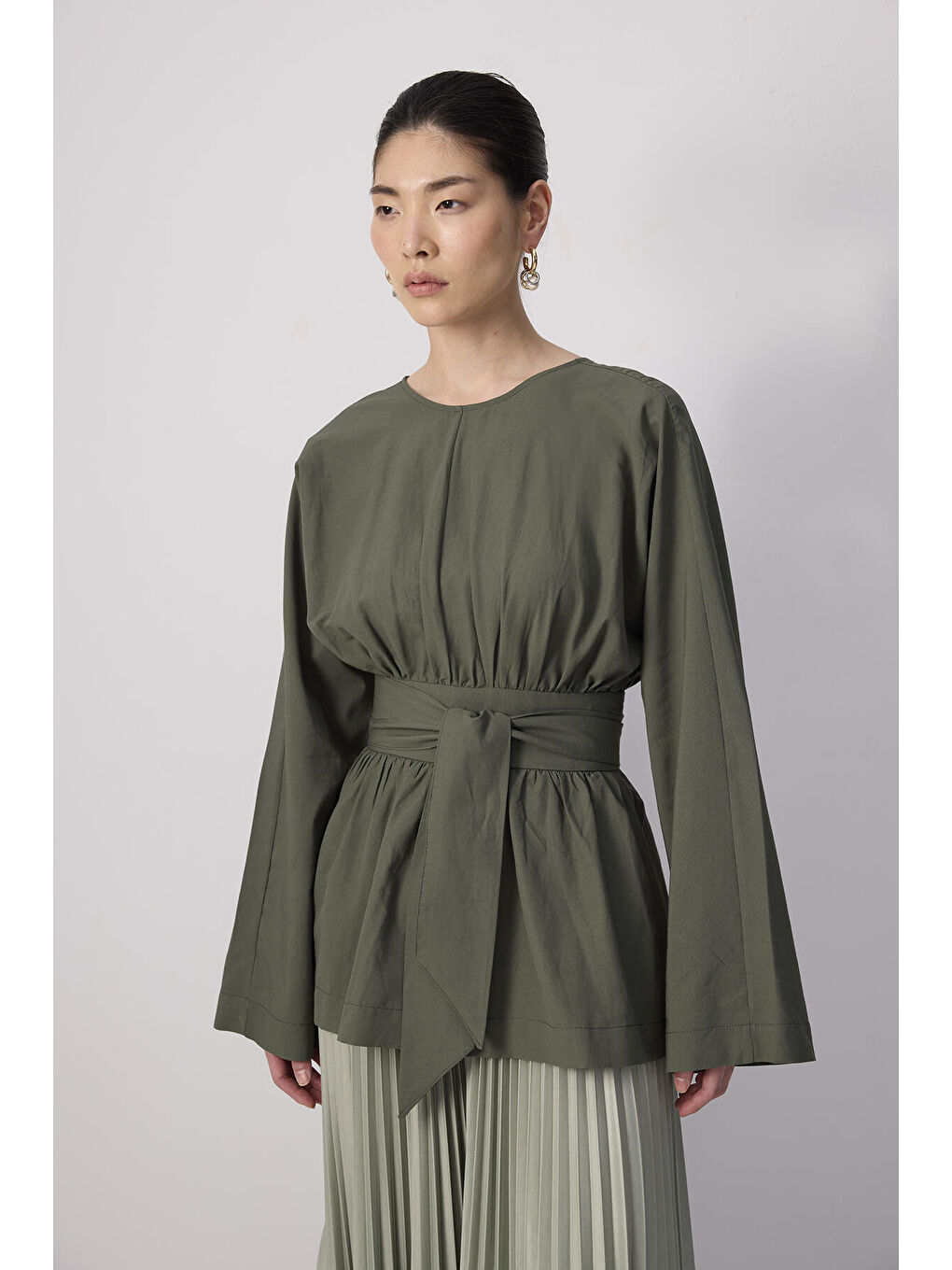 Haki Bağlama Detaylı Poplin Tunik-1