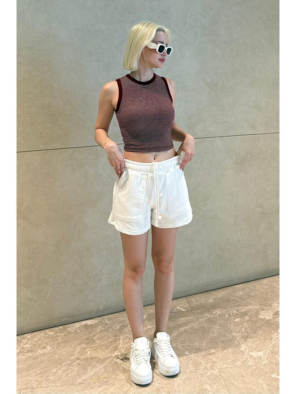 Beyaz Basic Kadın Şort Mg2511-3