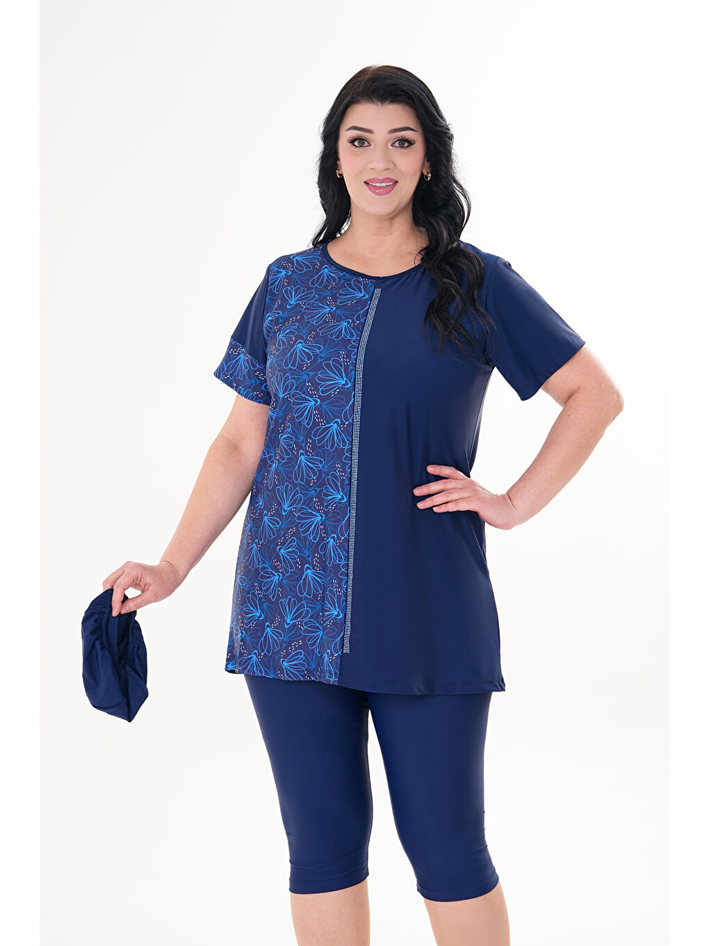 Büyük Beden Kısa Kol Yarı Kapalı Tesettür Mayo 2518 Grafiti Lacivert-3