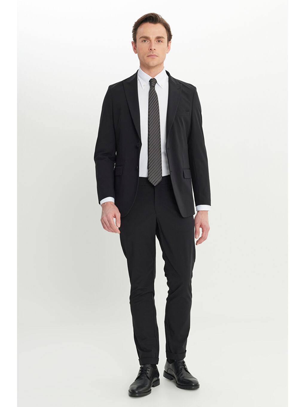 Erkek Siyah Slim Fit Dar Kesim Mono Yaka Kapak Cepli Esnek Takım Elbise-3