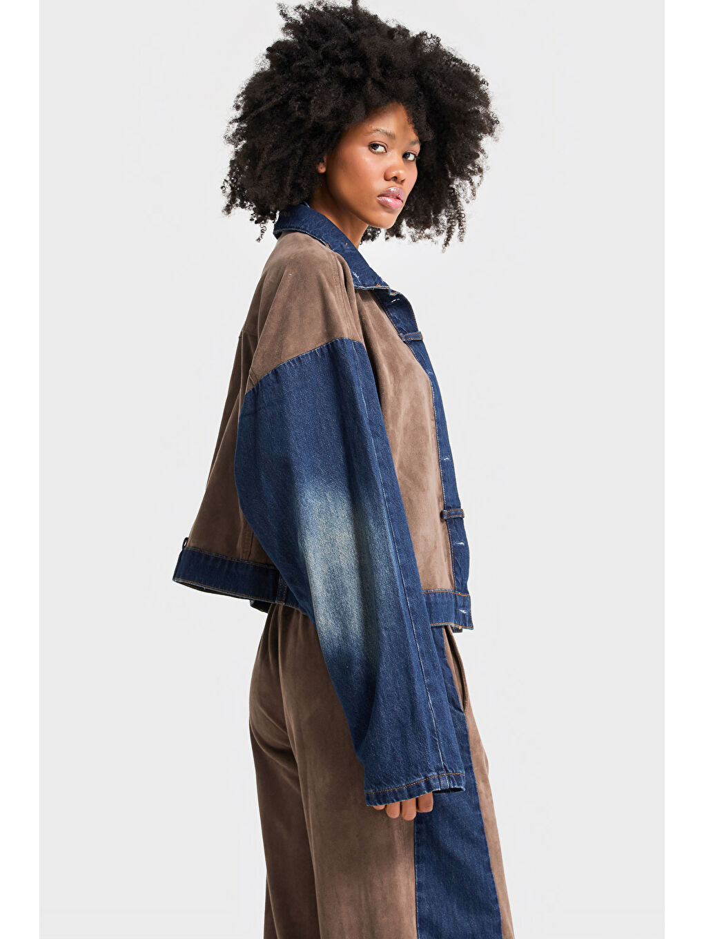 Kahverengi Kadın Kahve Jean Rengi Süet Denim Parçalı Özel Tasarım Denim Ceket-4