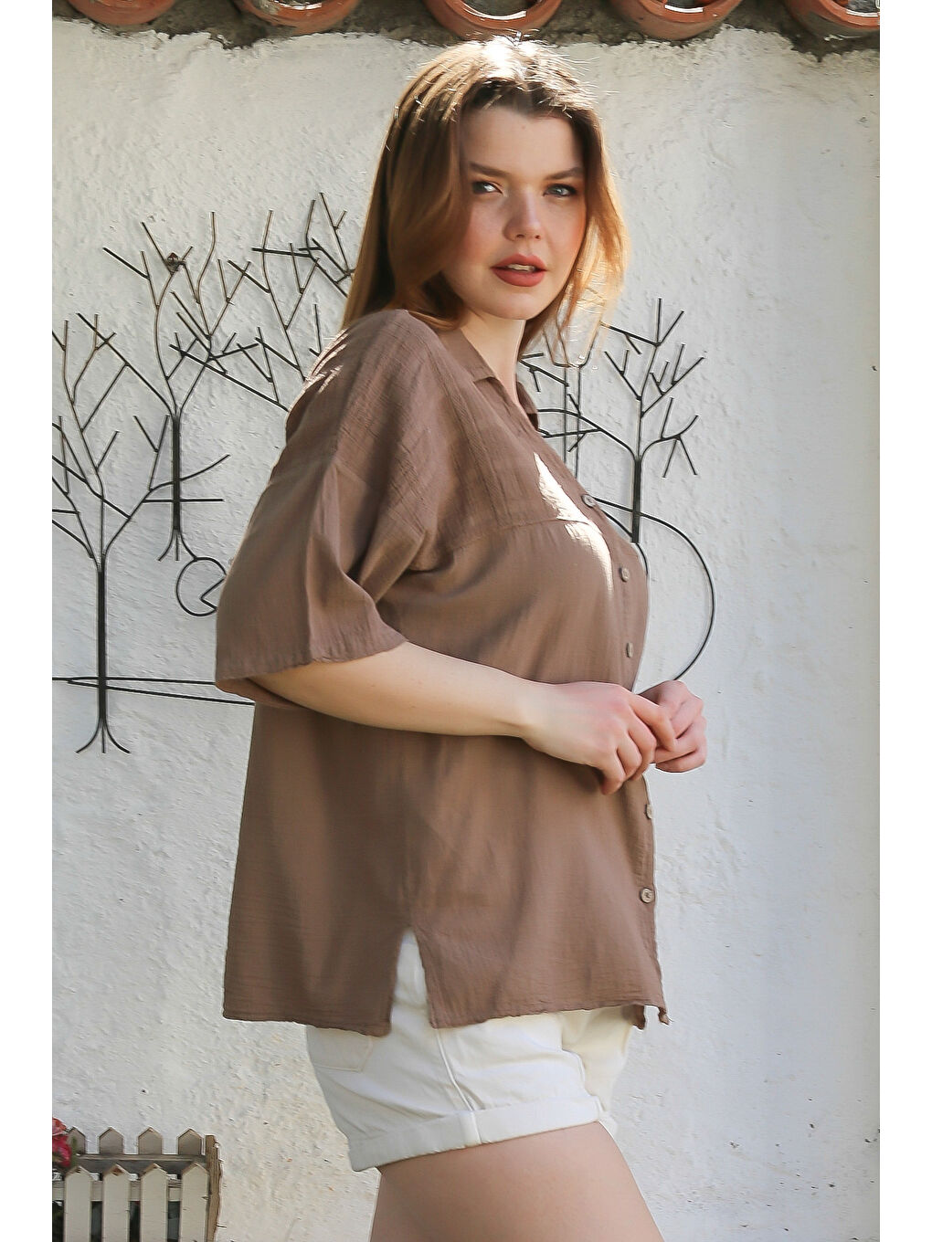 Kahverengi Açık Kahve Gömlek Yaka Kısa Kol Düğmeli Yıkamalı Yırtmaçlı Casual Dokuma Gömlek 66 60-5
